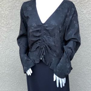 🧨5 for $25 sale🧨 H & M long sleeve blouse sz 12